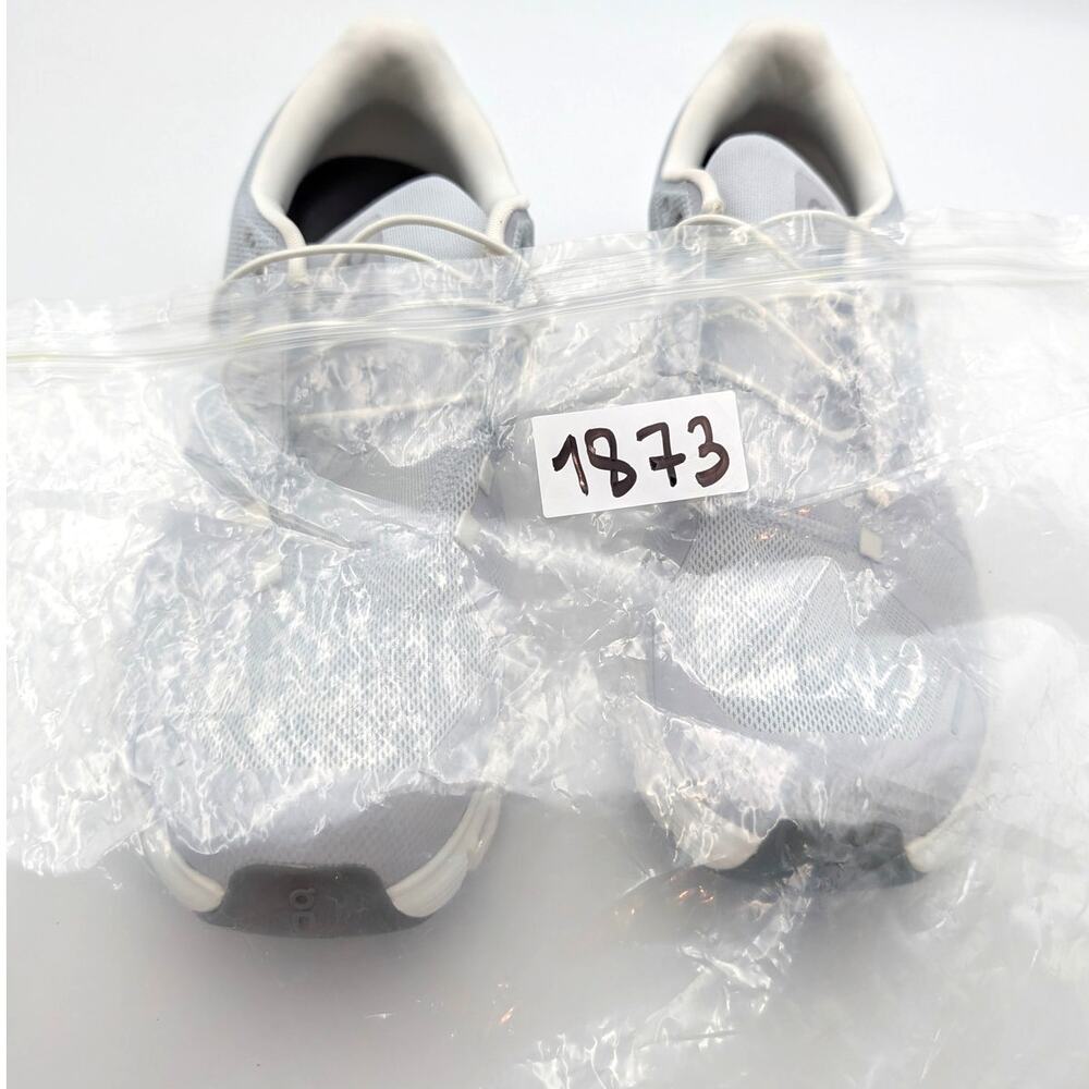On Cloud 6 Running Sneakers Shoes Lace-Up Men's Glacier/White Size USM9.5 EU43 - Picture 11 of 11
